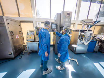 Laboratórios piloto: Inovação e controle para a indústria farmacêutica